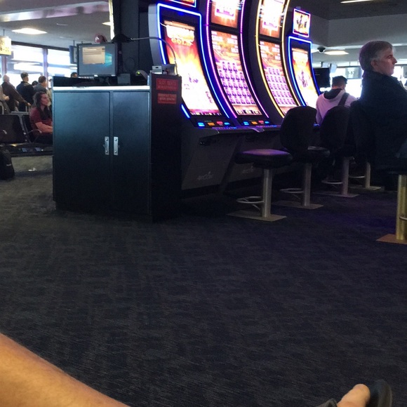 Meet your Posher, Valerie - Picture 1 of 1